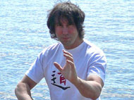 Practicing baguazhang kung fu at Hudson River, Peekskill, NY 2008 - click to enlarge